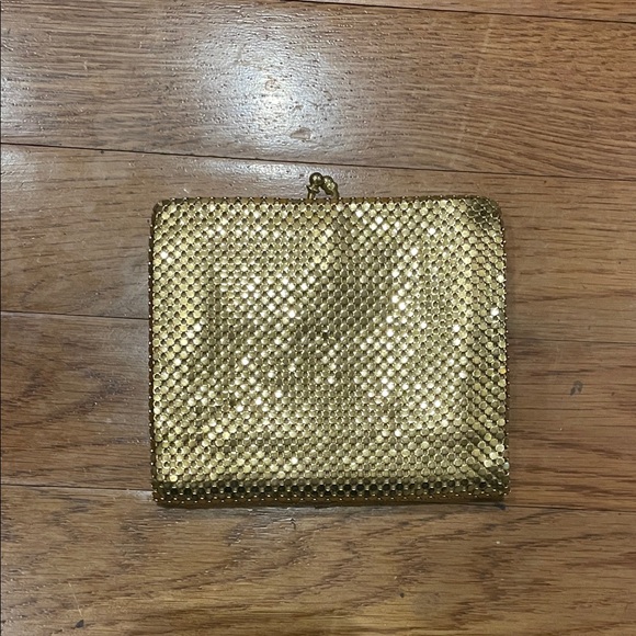 Whiting & Davis Handbags - Whiting & Davis Vintage Gold Mesh Wallet / Change Purse